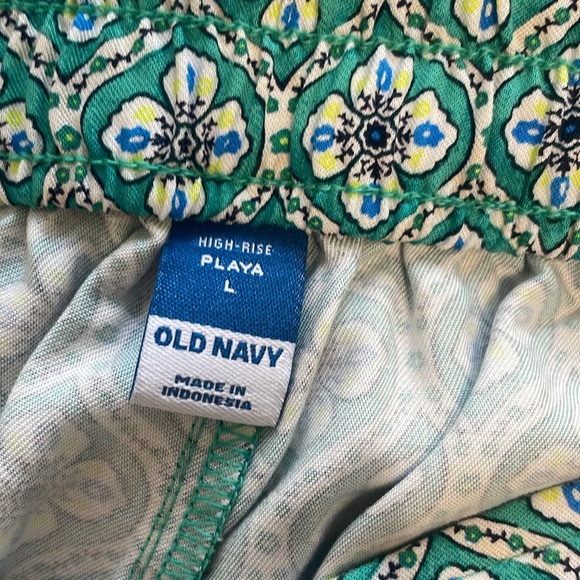 playa high rise shorts - Picture 2 of 3